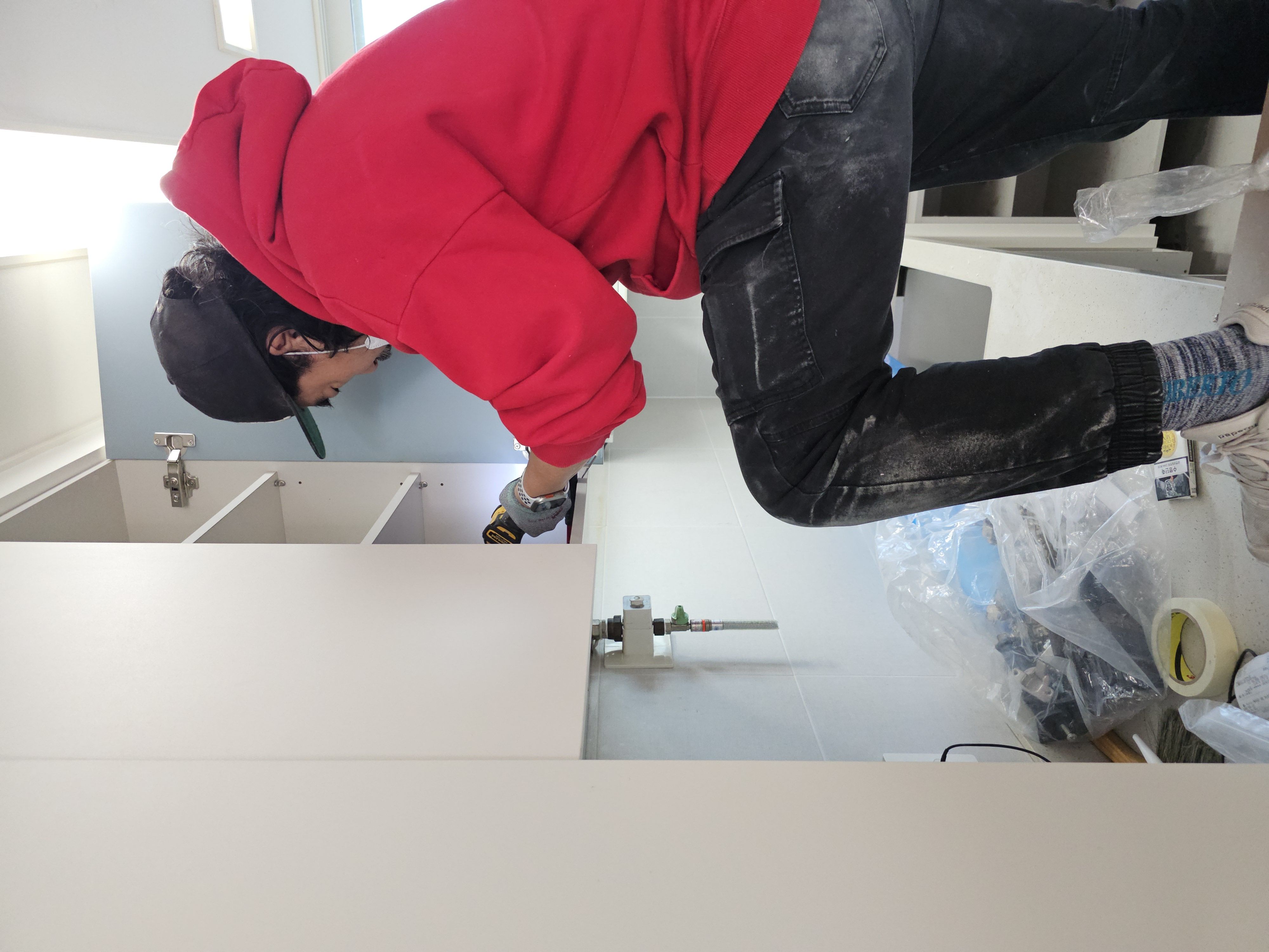 싱크대 경첩교체 (문짝조시 : 처짐,틀어짐)